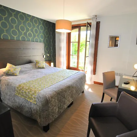 Du Perigord Vert-logis Hotel Brantôme