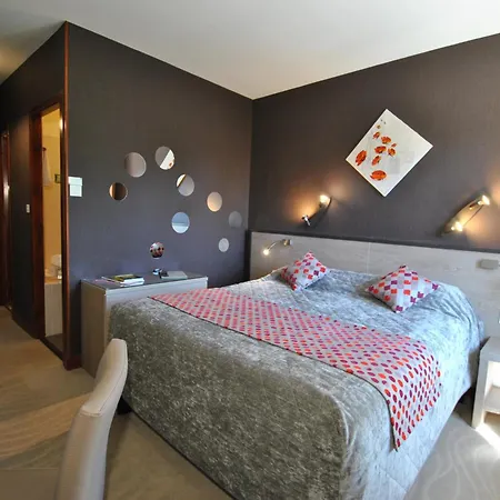Hotel Logis Du Perigord Brantome