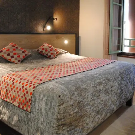 Du Perigord Vert-logis Hotel 2*