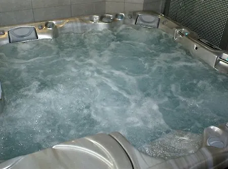 Hotel Logis Du Perigord 2*