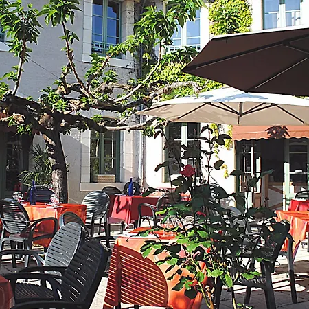 Du Perigord Vert-logis Hotel Brantôme