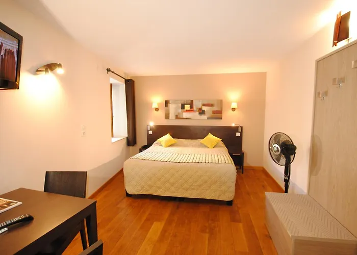 Du Perigord Vert-logis Brantôme