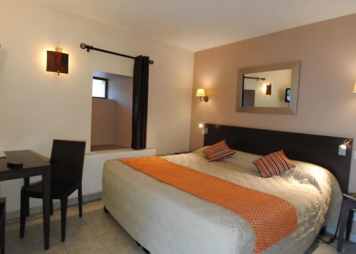 Hotel Logis Du Perigord