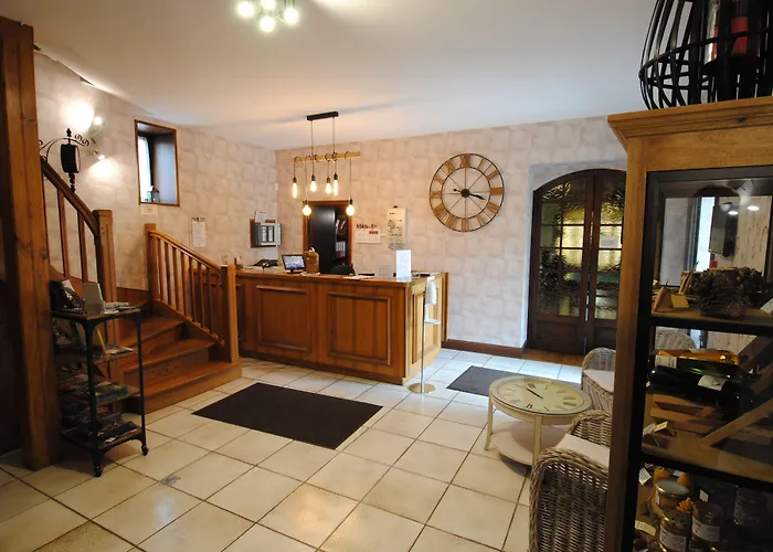 Logis Du Perigord 2*