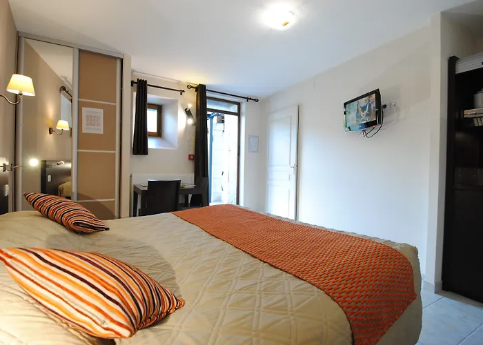 Logis Du Perigord 2* Brantôme