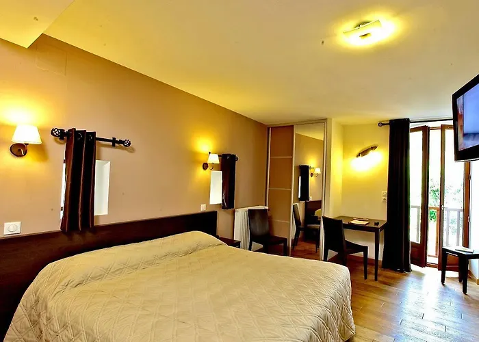 Hotel Logis Du Perigord Brantôme